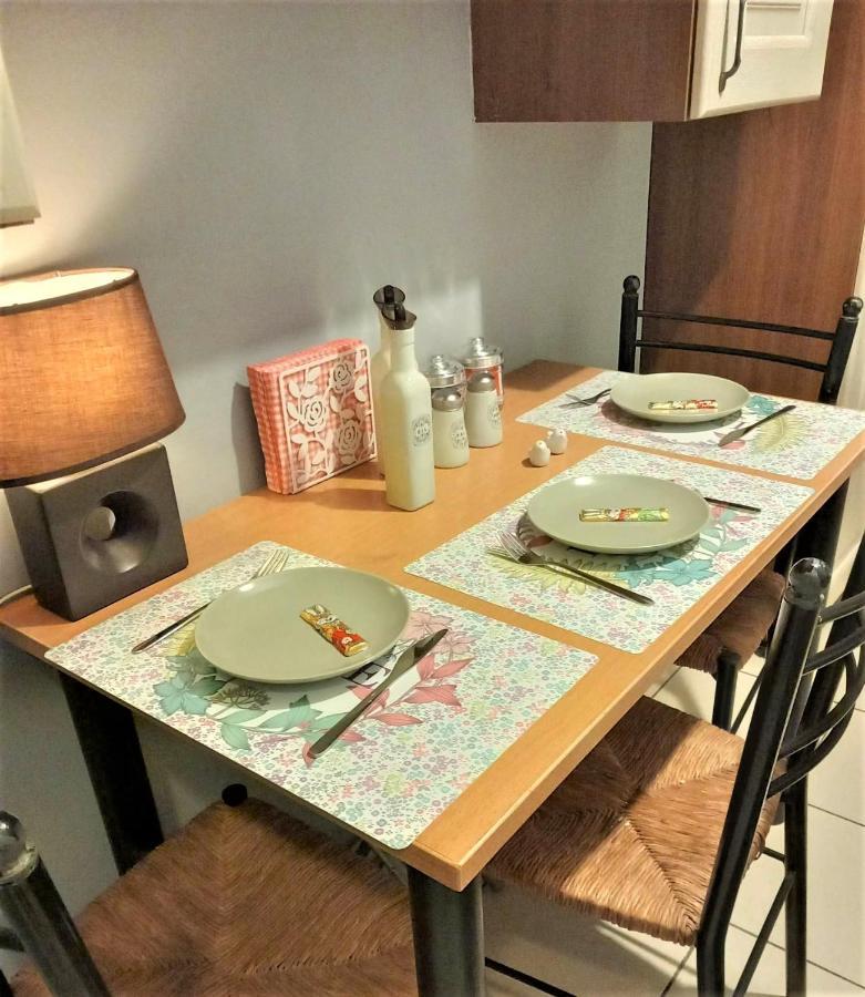 Beautiful Apartment In Koukaki! 雅典 外观 照片